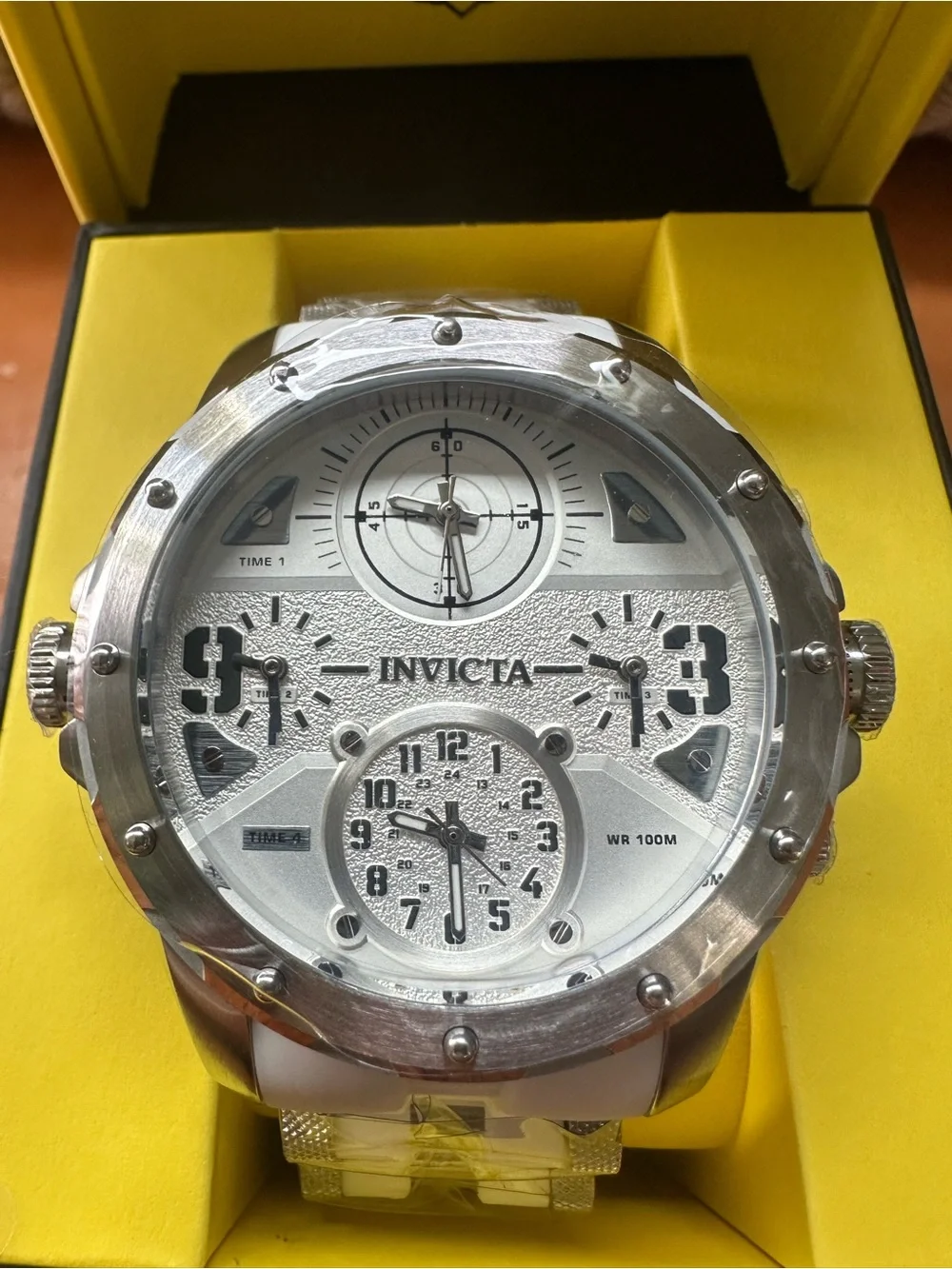 Invicta bold multifunction